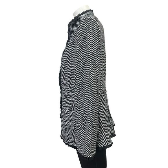 Chico's Black White Herringbone Ponte Blazer Jacket Ruffled Trims sz 2 Medium - Picture 3 of 10